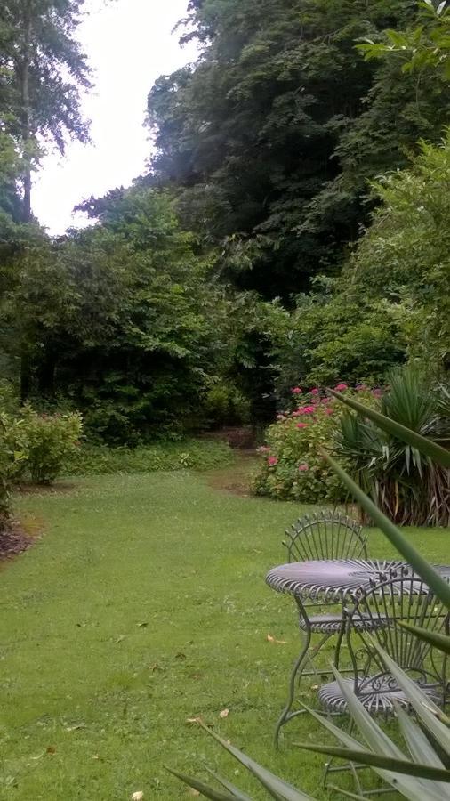 Manoir à Tamervile Tamerville Esterno foto